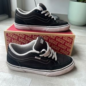 Vans Men's Bearcat Canvas
Suede Classic Skate shoes Black
White Size 9.5 Used